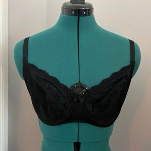 High quality, well built, black lace bra size 34DDD